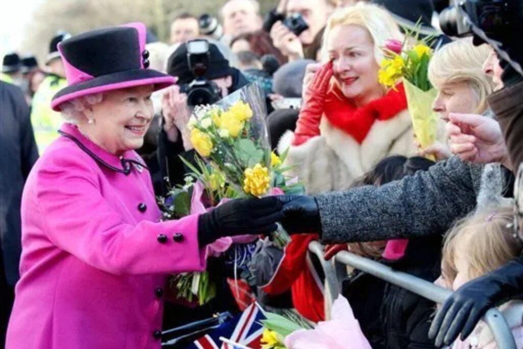 Queen Elizabeth ii Meeting People Election