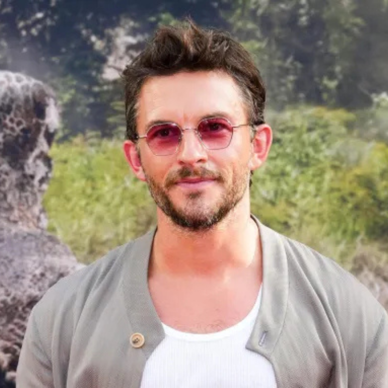 Jonathan Bailey